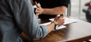 Las diferencias entre la guarda y custodia y la potestad parental